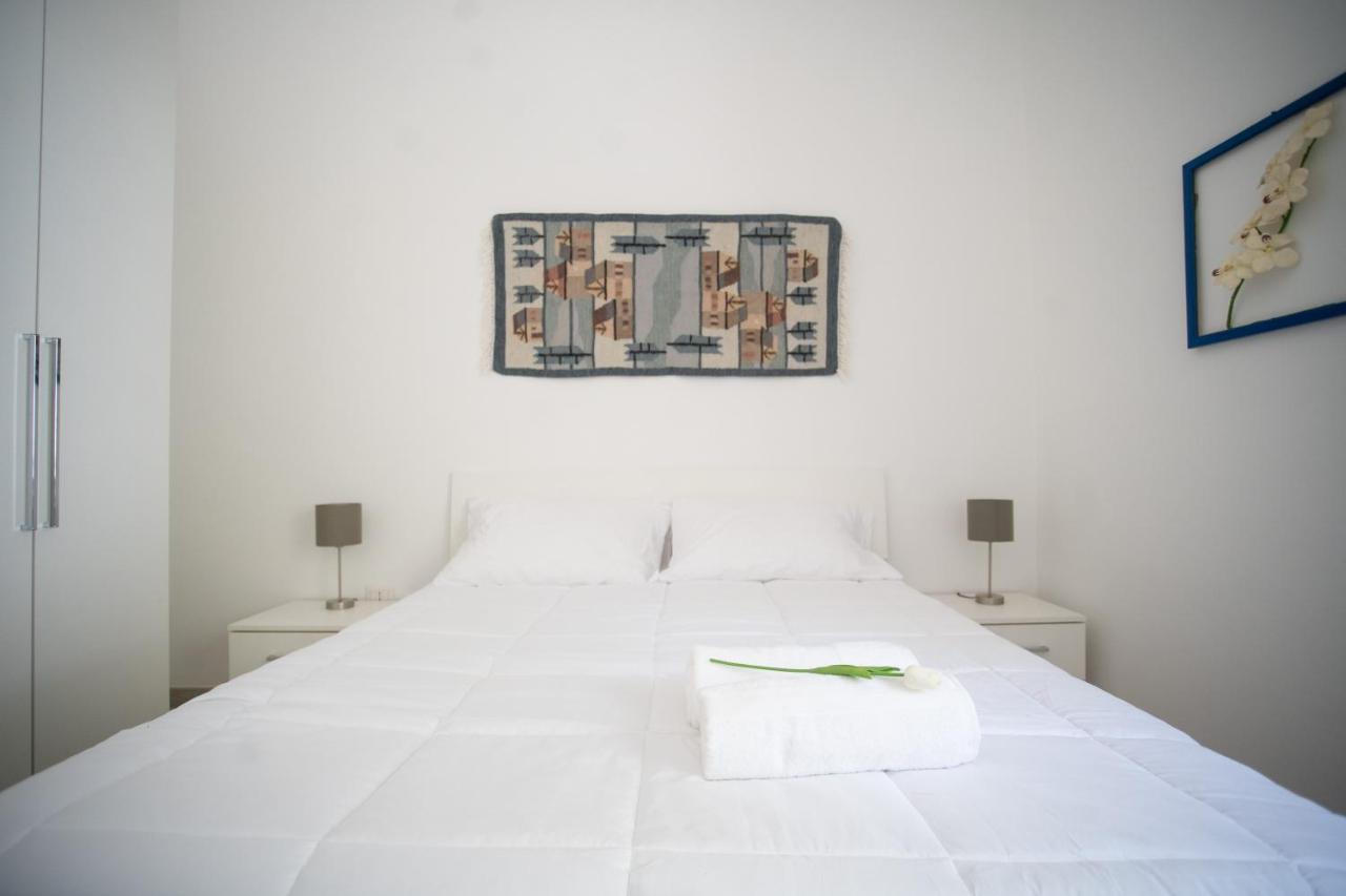 Armonie Centro Lecce Hotel ภายนอก รูปภาพ